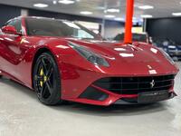 FERRARI F12