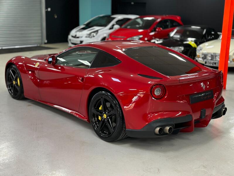 FERRARI F12