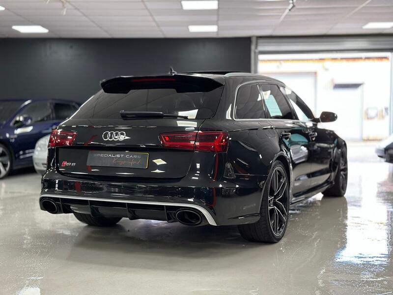 AUDI RS6