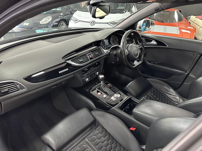 AUDI RS6