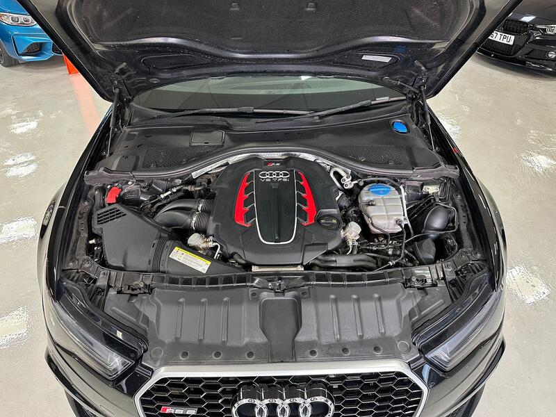 AUDI RS6
