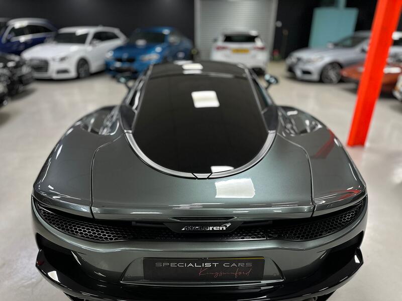 MCLAREN GT