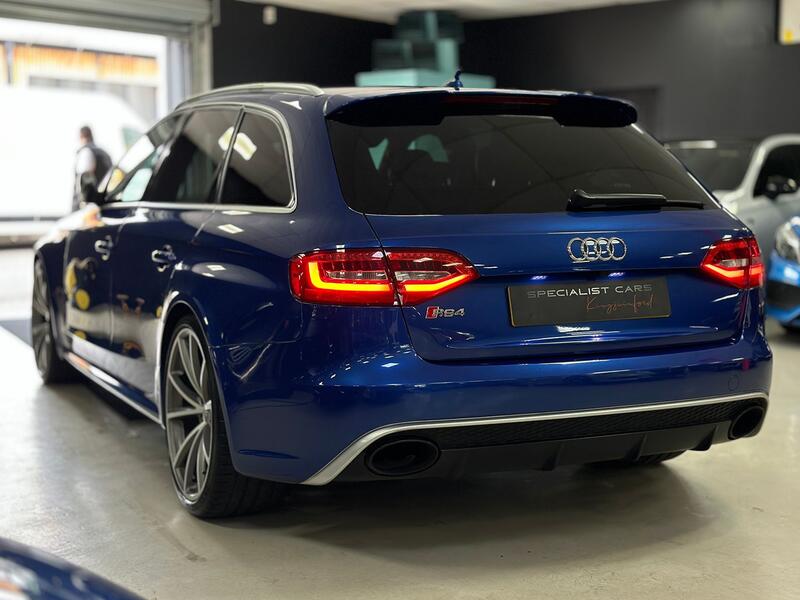 AUDI RS4