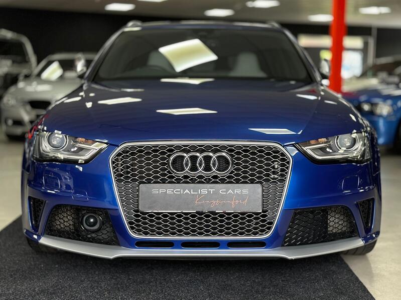 AUDI RS4