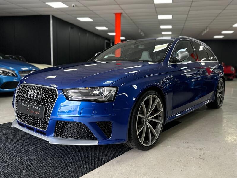 AUDI RS4