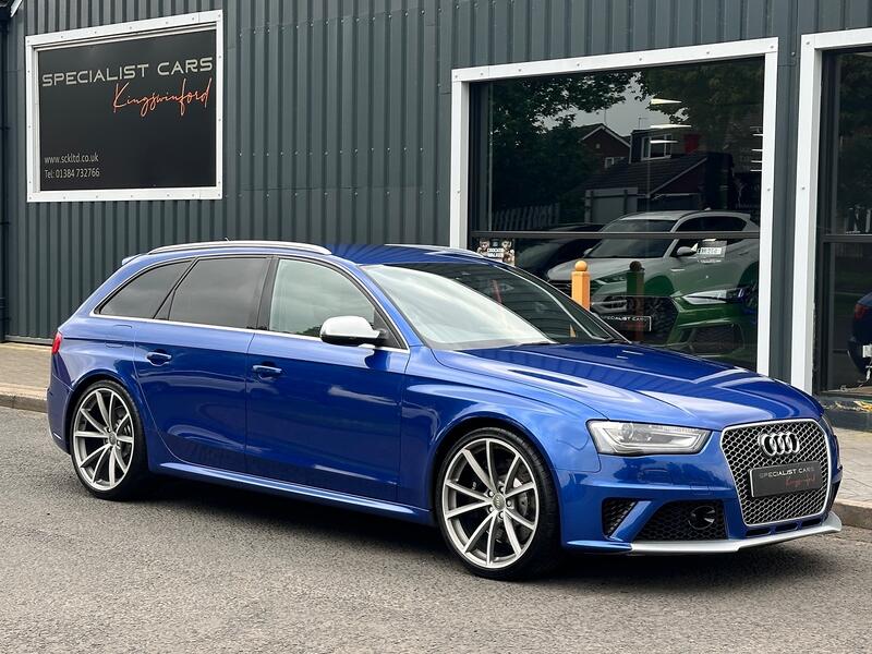 AUDI RS4