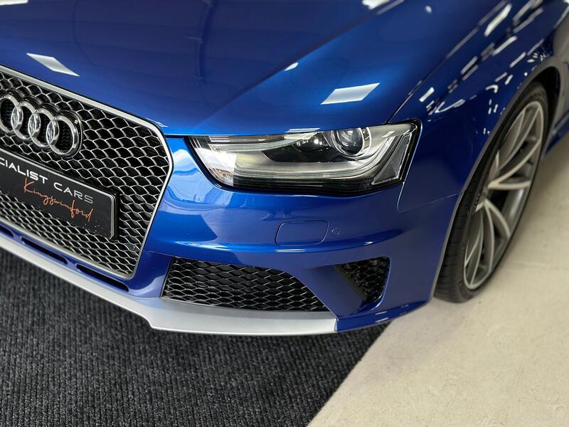 AUDI RS4