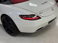MERCEDES-BENZ SLS