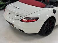 MERCEDES-BENZ SLS