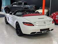 MERCEDES-BENZ SLS