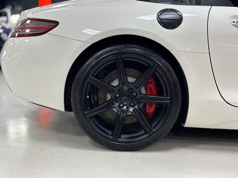 MERCEDES-BENZ SLS