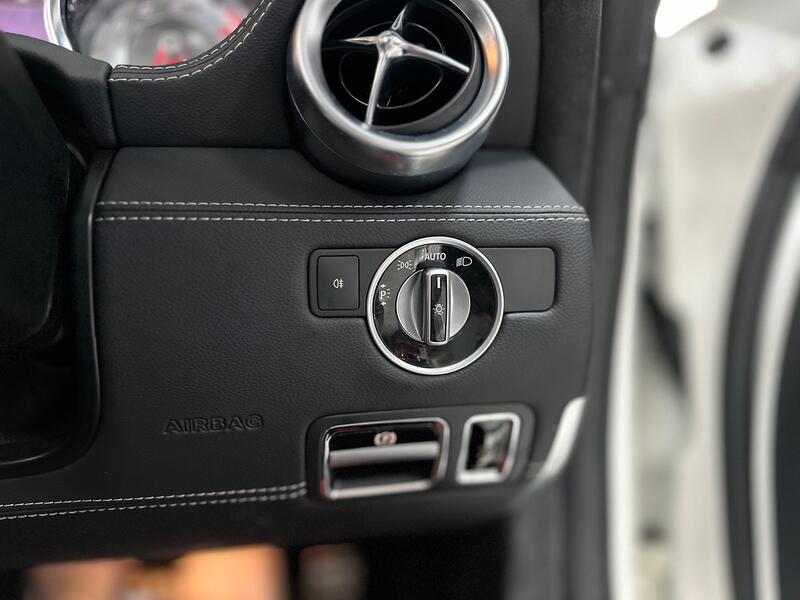 MERCEDES-BENZ SLS