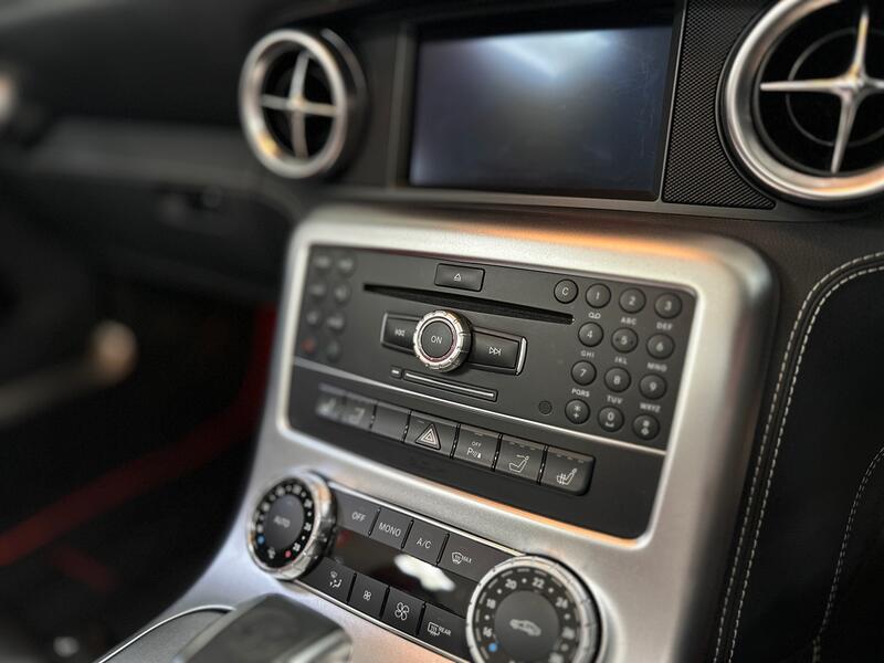 MERCEDES-BENZ SLS