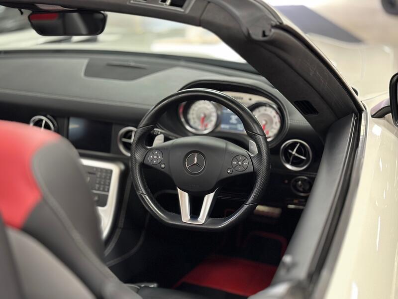 MERCEDES-BENZ SLS