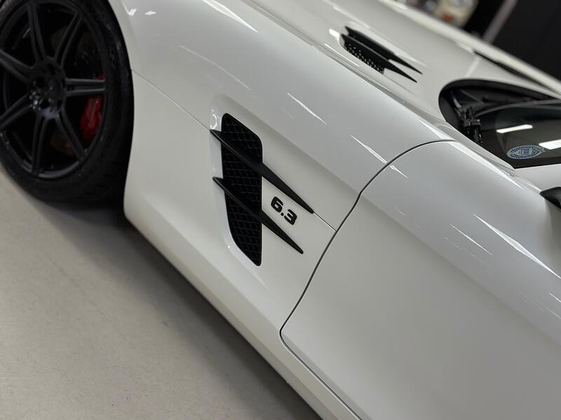 MERCEDES-BENZ SLS