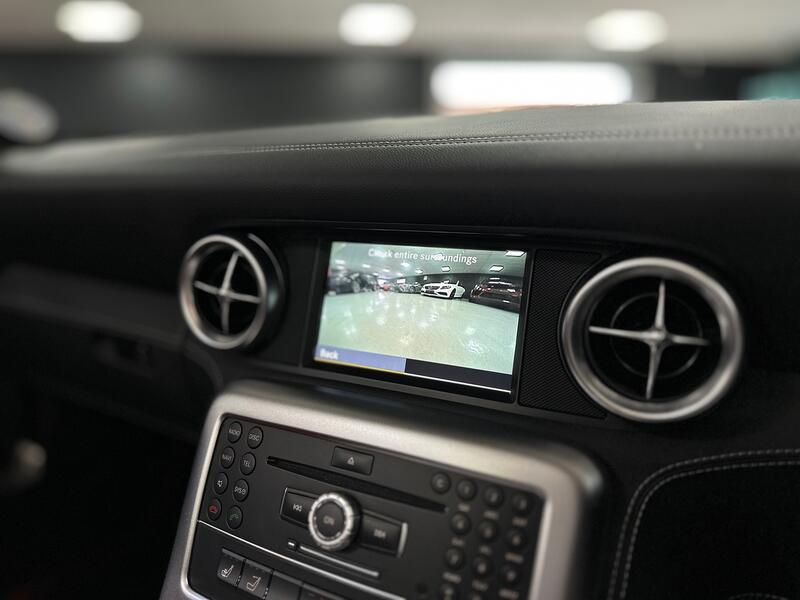 MERCEDES-BENZ SLS