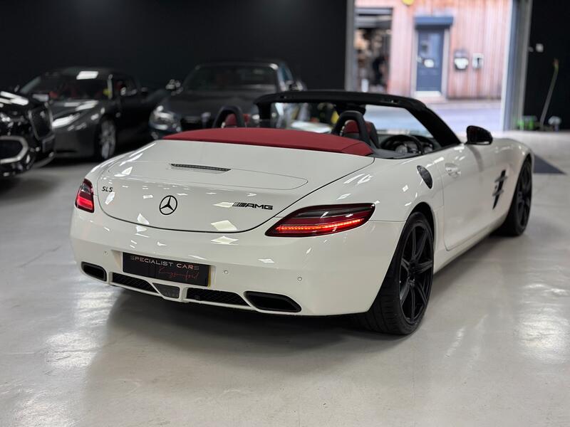MERCEDES-BENZ SLS