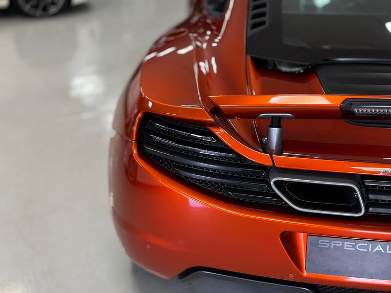 MCLAREN 12C