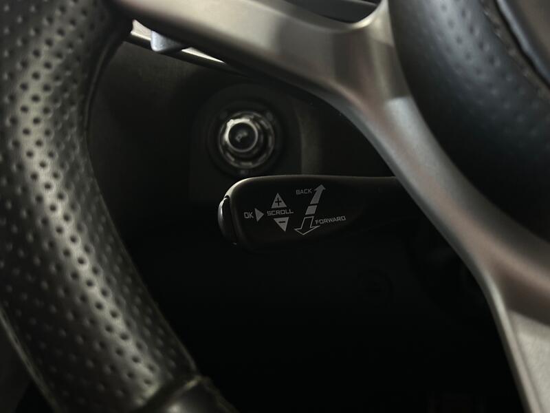 MCLAREN 12C