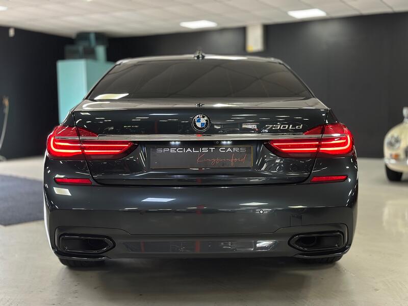 BMW 7 SERIES