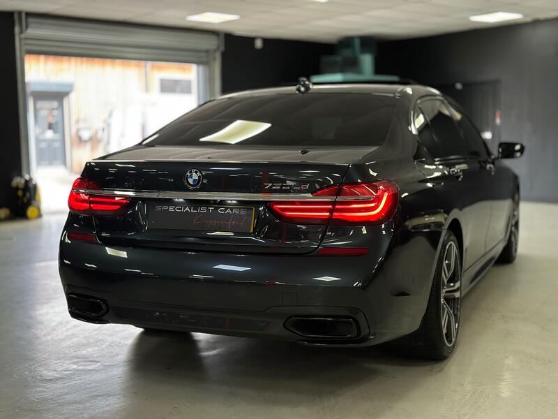 BMW 7 SERIES