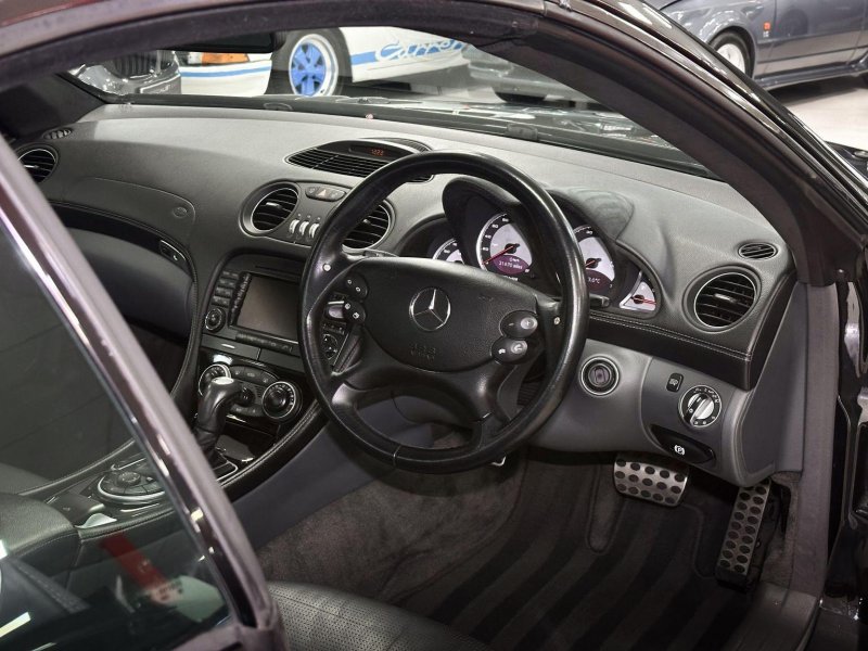 MERCEDES-BENZ SL