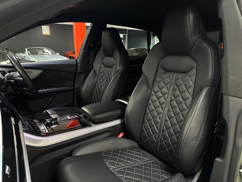 AUDI SQ8