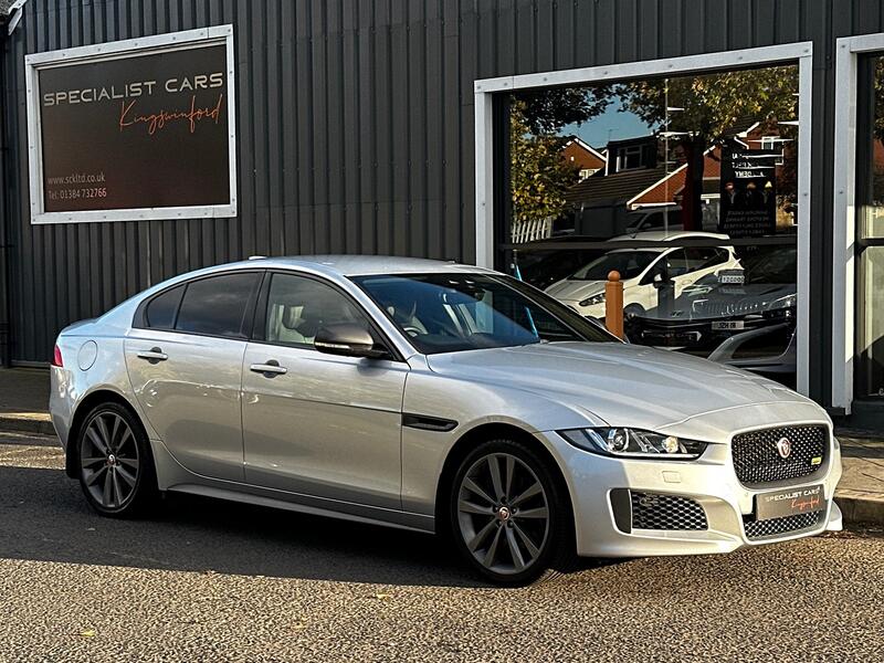 JAGUAR XE