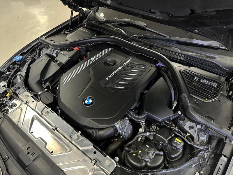 BMW 3 SERIES