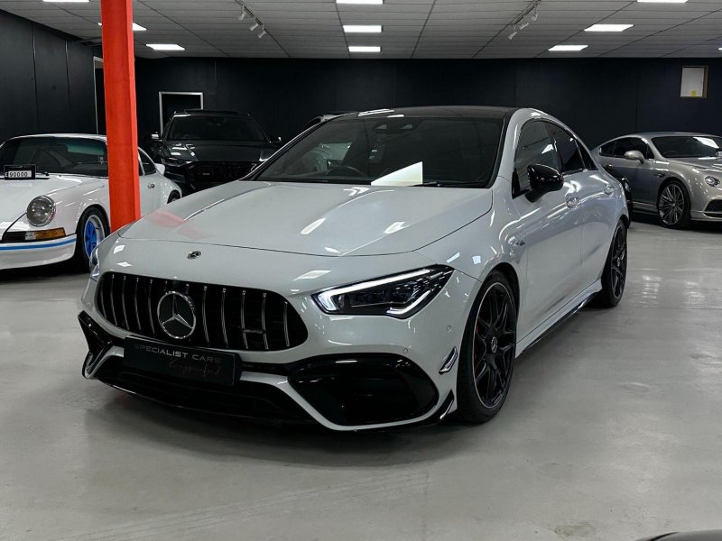 MERCEDES-BENZ CLA