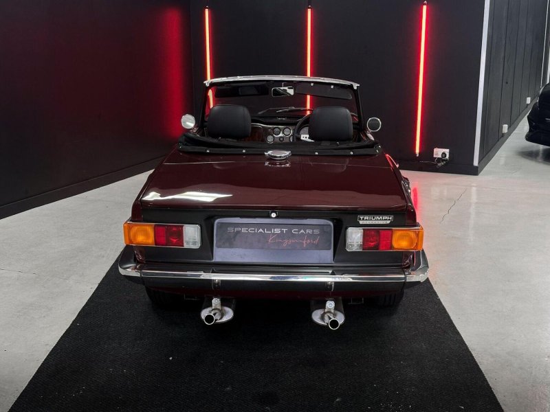 TRIUMPH TR6
