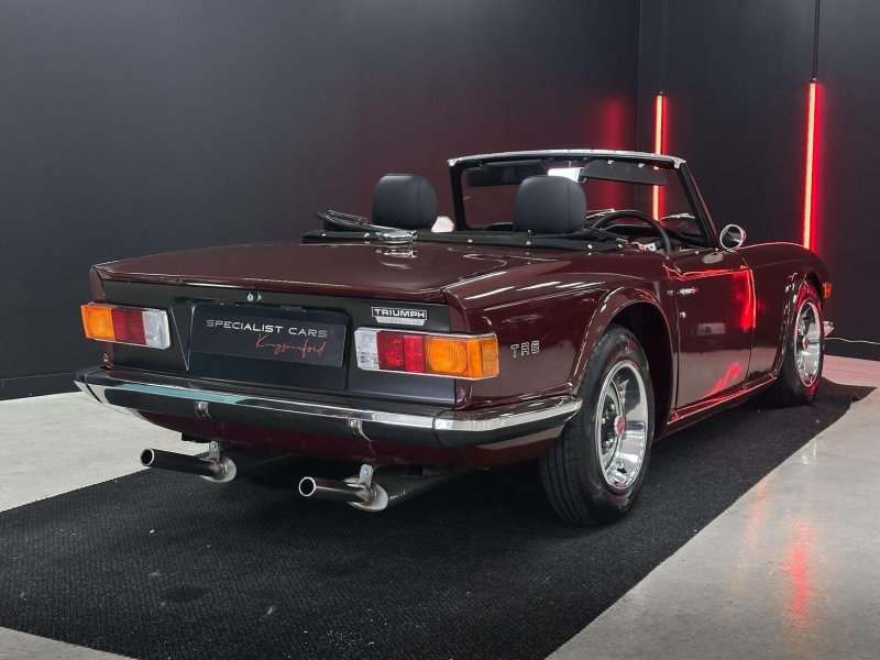 TRIUMPH TR6