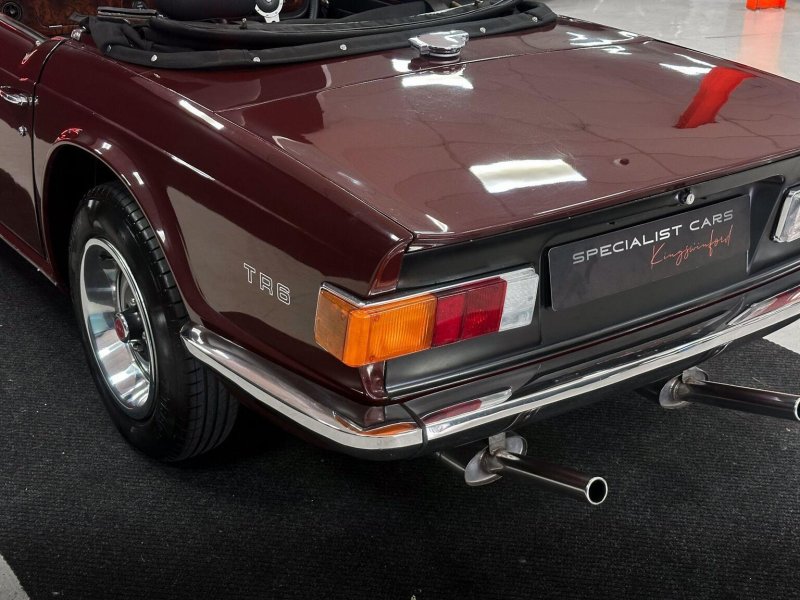 TRIUMPH TR6