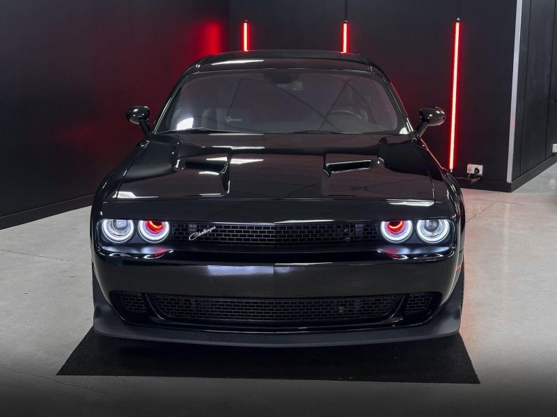 DODGE CHALLENGER