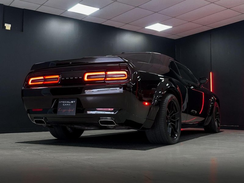 DODGE CHALLENGER