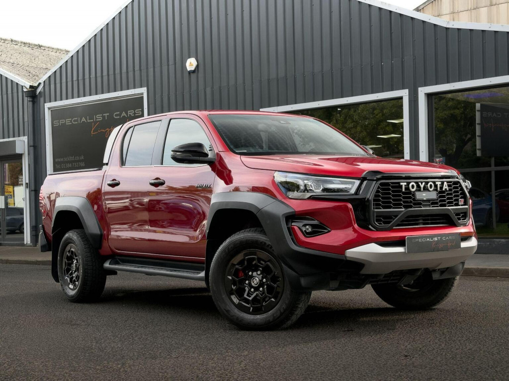 2025 Toyota Hilux